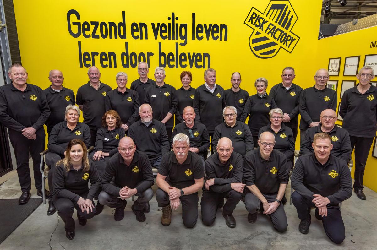 groepsfoto: Alle begeleiders van de Risk Factory